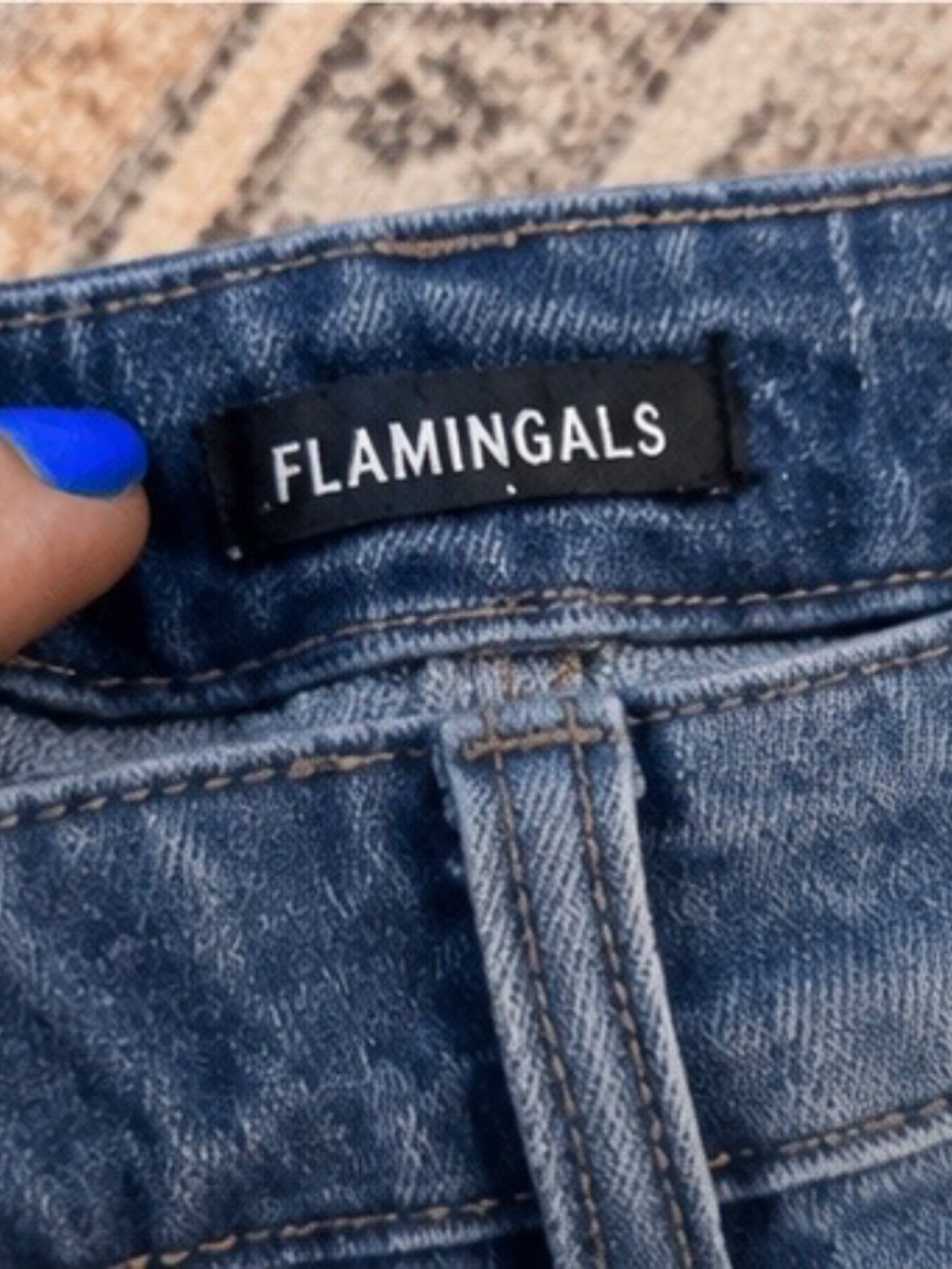 Flamingals Jeans - Picture 5 of 5